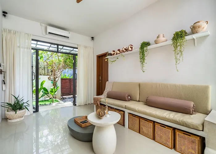 Villa Sunroom Bali *